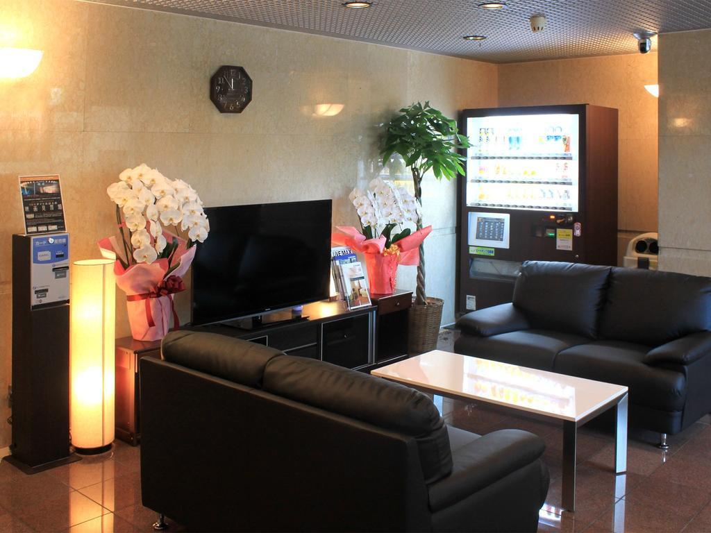 Hotel Livemax Budget Tokyo Hamura Ekimae Exterior foto